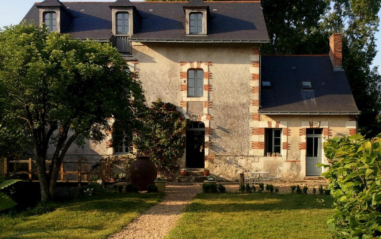 Le Moulin Bregeon Bed & Breakfast Linieres-Bouton Exterior photo