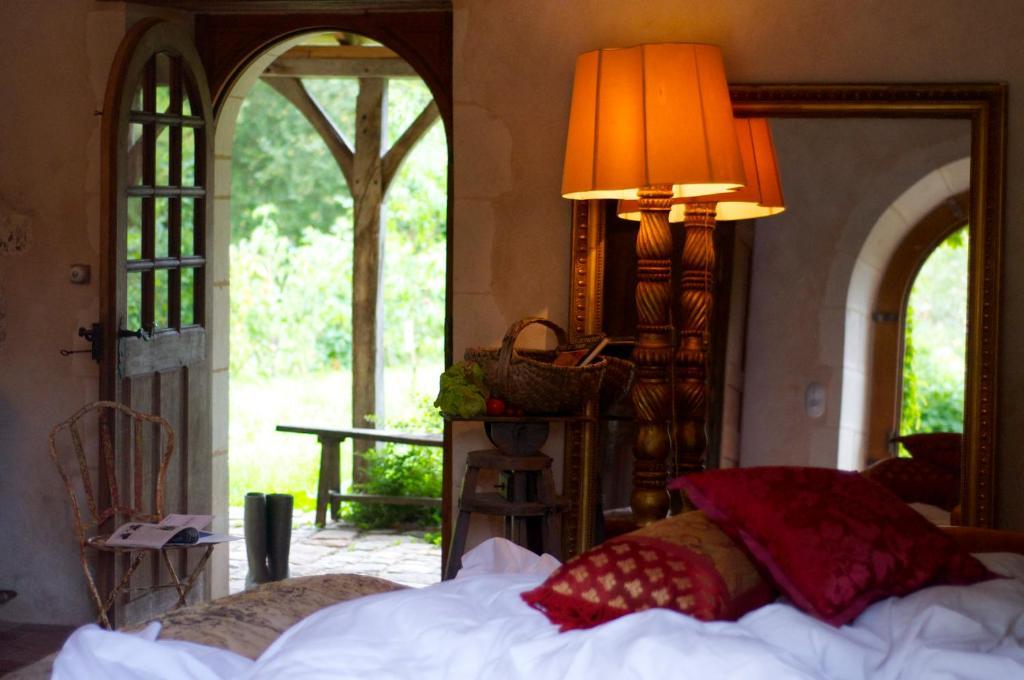 Le Moulin Bregeon Bed & Breakfast Linieres-Bouton Exterior photo