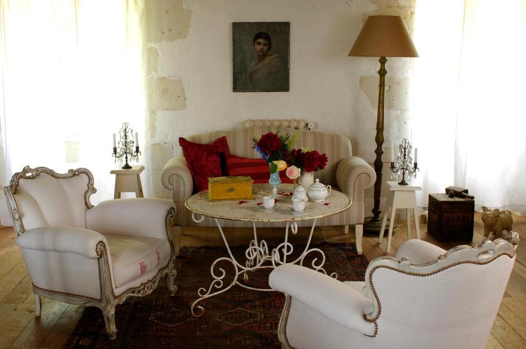 Le Moulin Bregeon Bed & Breakfast Linieres-Bouton Room photo